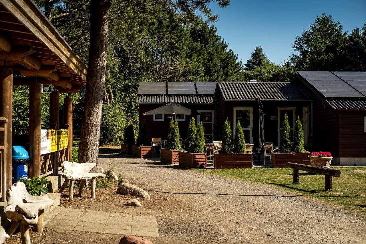 Rodvig Ferieby Hotel Bagian luar foto